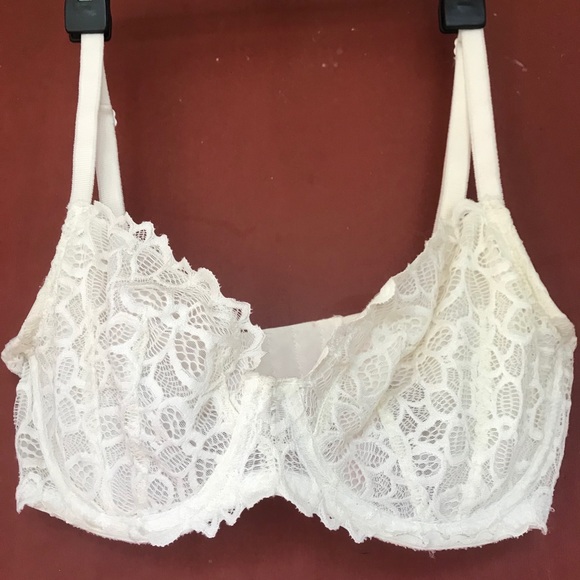Set of 2 Bras - Picture 2 of 9